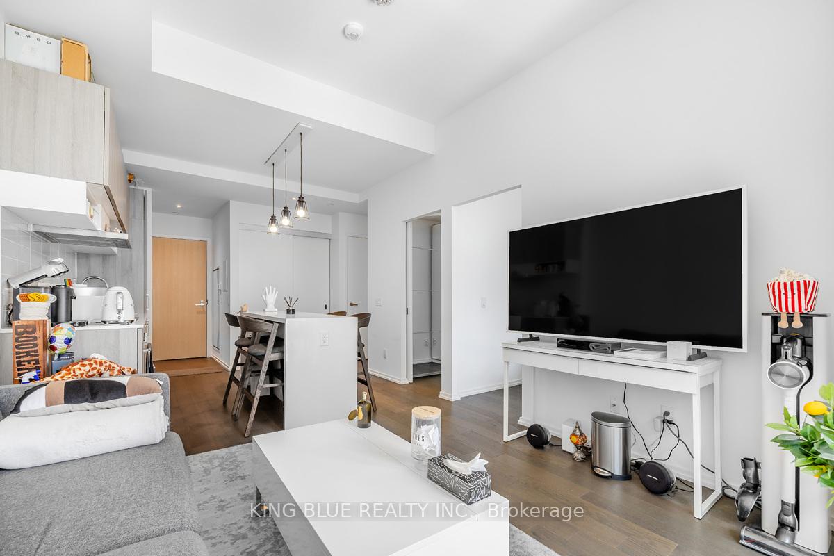 Photo 7 of Unit 904, 5 Soudan Avenue, Toronto, Mount Pleasant West — HOMEH