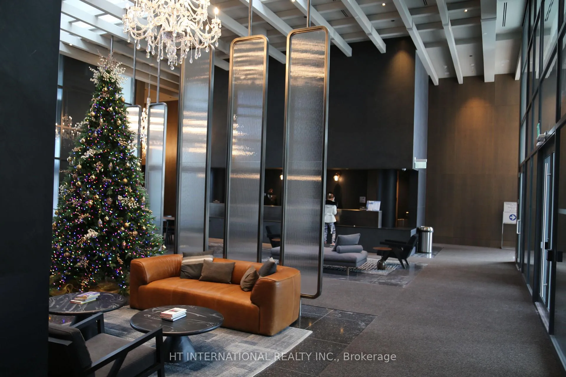 Photo 3 of Unit 4208, 8 Interchange Way, Vaughan, Vaughan Corporate Centre — HOMEH