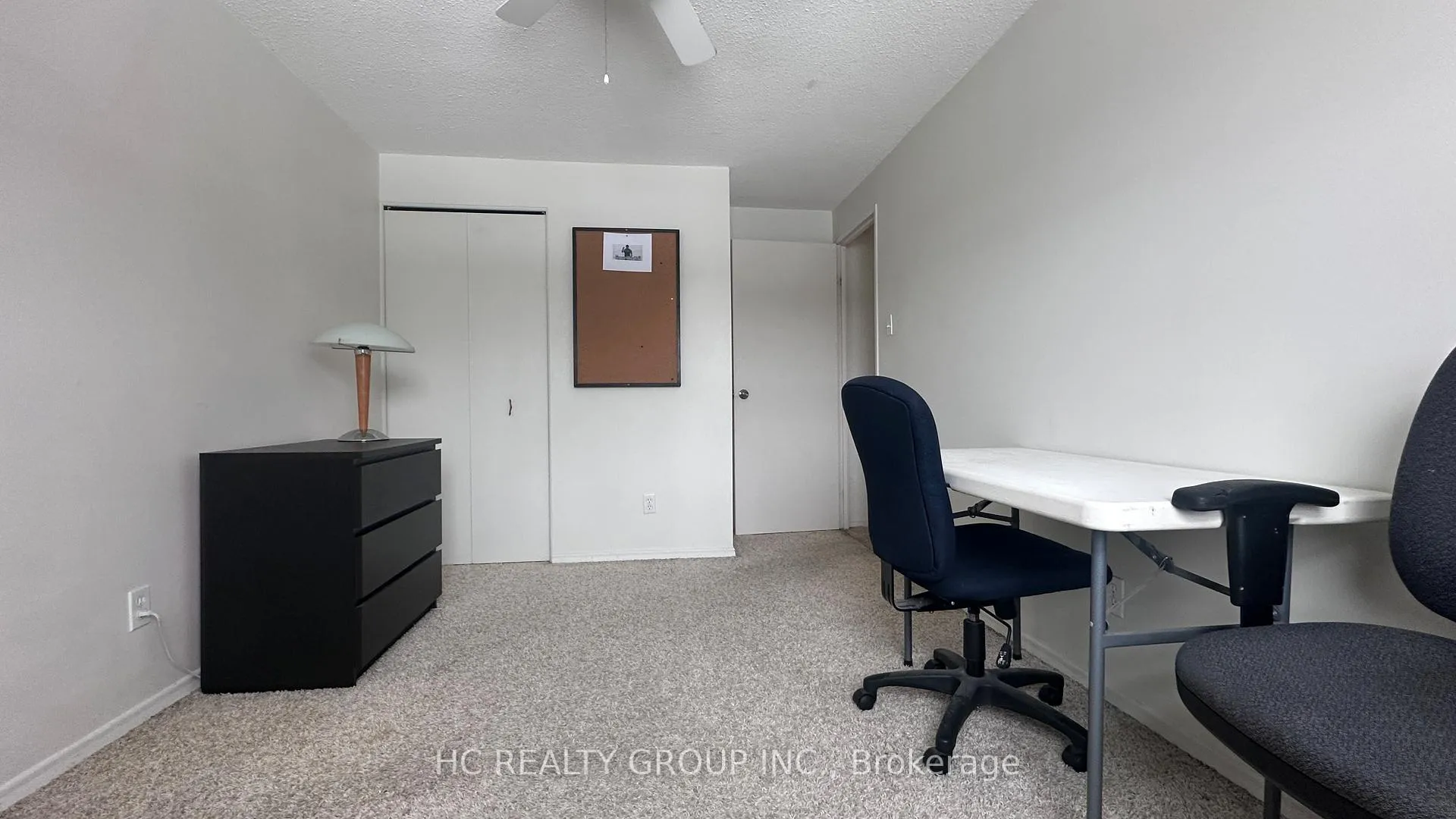 Front of Unit 1, 433 Keats Way