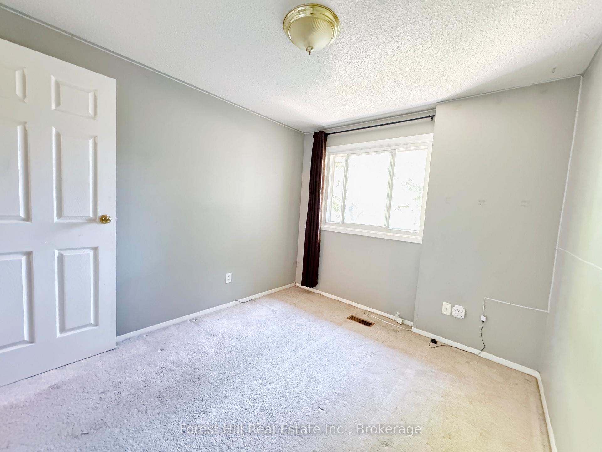 Photo 11 of Unit 10, 145 Rice Avenue, Hamilton, Fessenden — HOMEH