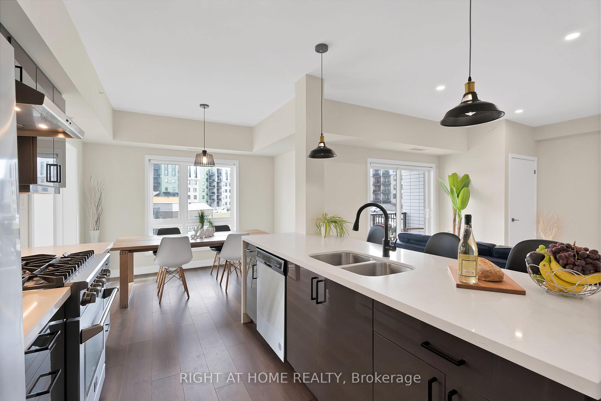 Front of Unit 101, 4 Spice Way