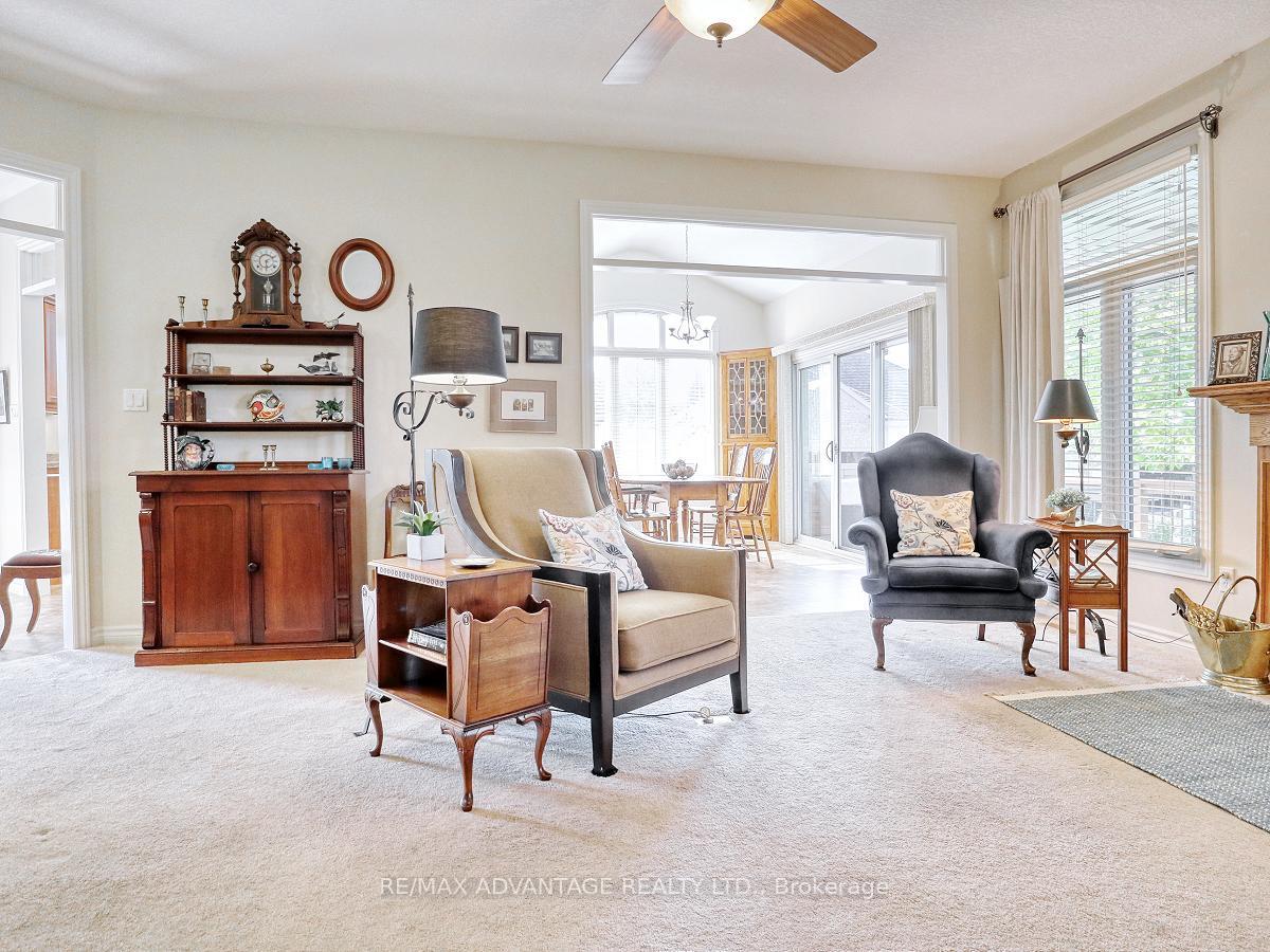 Photo 10 of Unit 6, 100 Southgate Parkway, St. Thomas — HOMEH