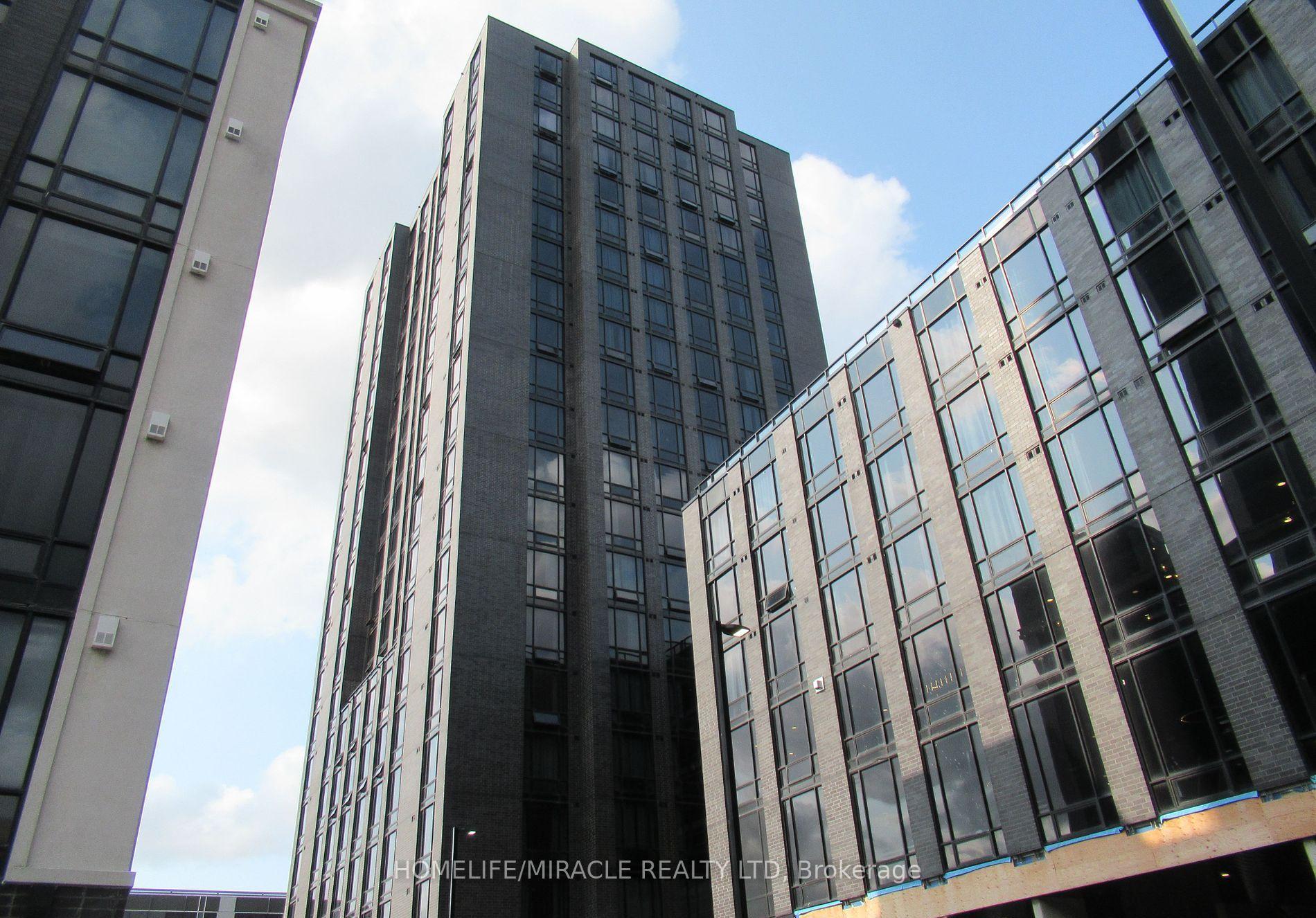 Front of Unit 1412, 145 Columbia Street W