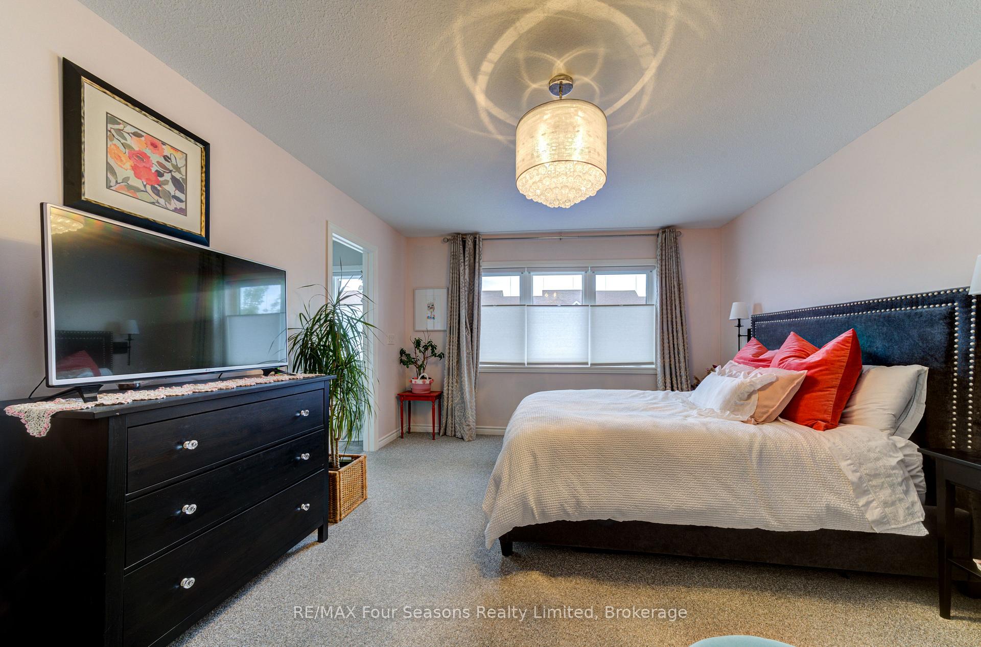 Photo 28 of 36 Lett Avenue, Collingwood — HOMEH