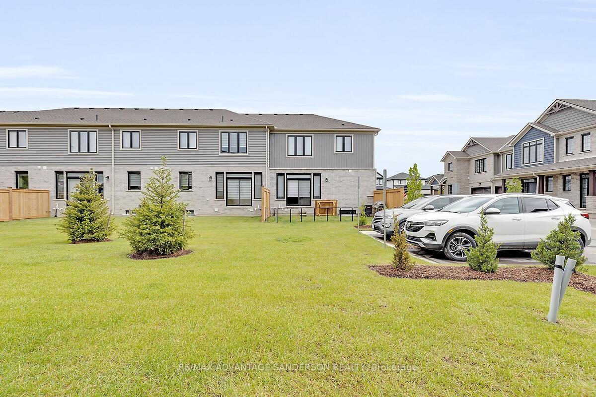 Photo 6 of Unit 132, 93 Stonefield Lane, Middlesex Centre, Ilderton — HOMEH