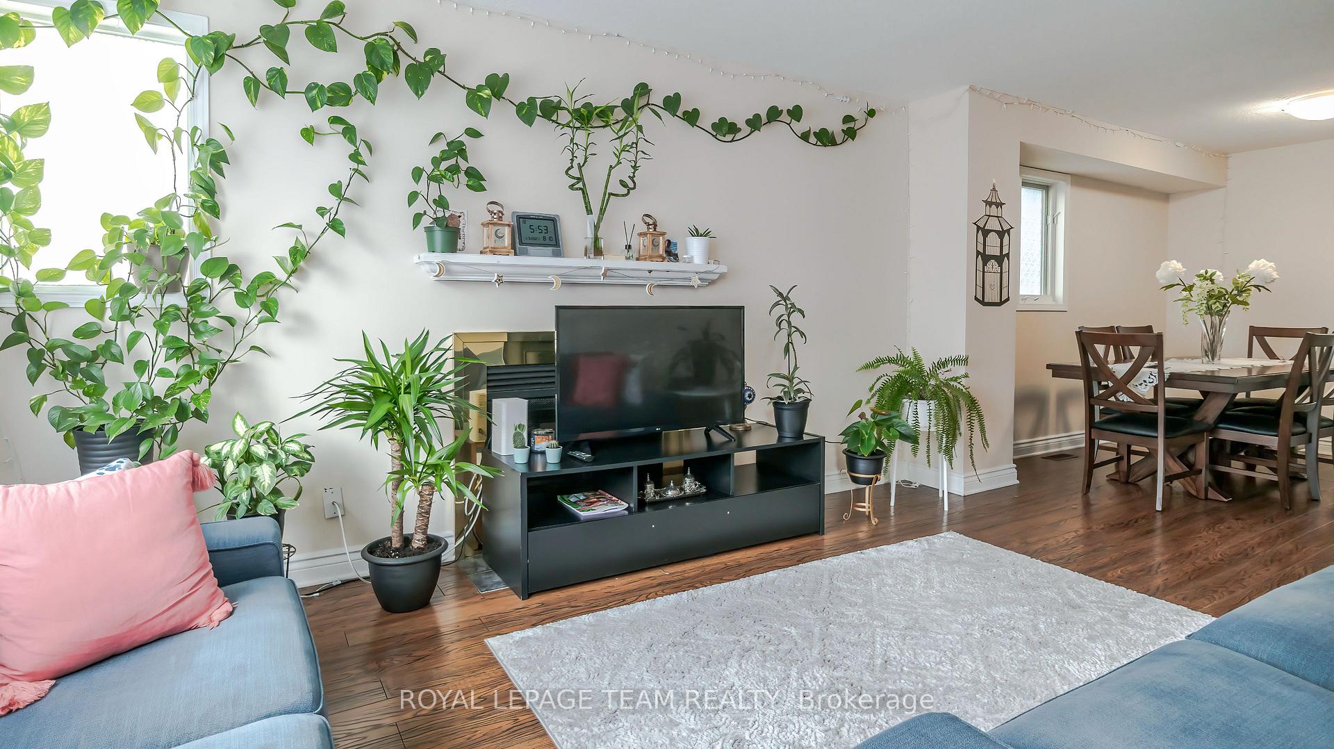 Photo 6 of 123 Queensbury Drive, Ottawa, Barrhaven - Longfields — HOMEH