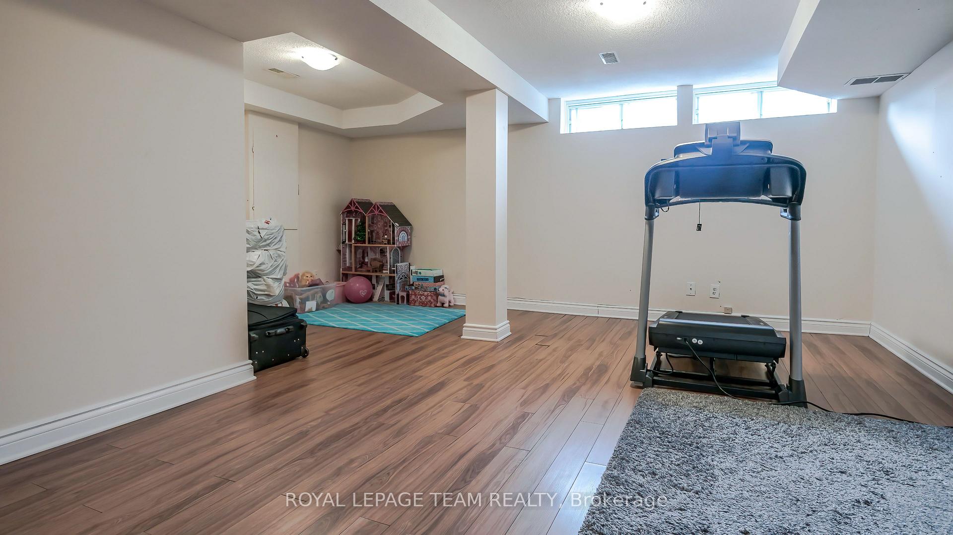 Photo 15 of 123 Queensbury Drive, Ottawa, Barrhaven - Longfields — HOMEH