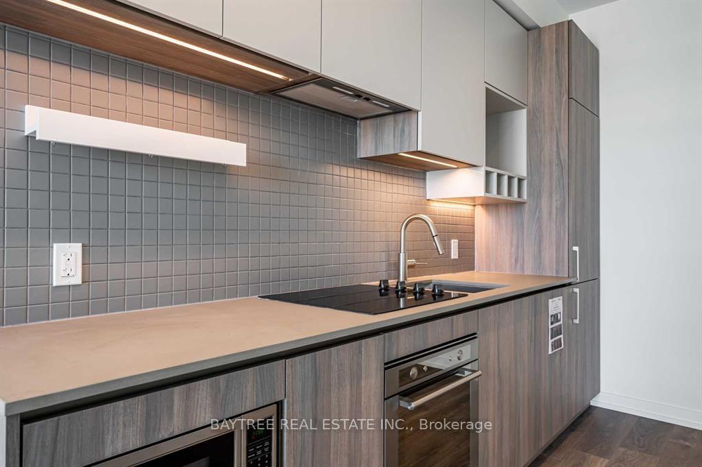 Photo 24 of Unit 3910, 950 Portage Parkway, Vaughan, Vaughan Corporate Centre — HOMEH