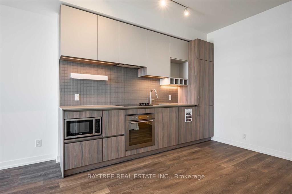 Photo 5 of Unit 3910, 950 Portage Parkway, Vaughan, Vaughan Corporate Centre — HOMEH