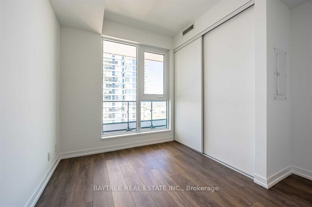 Photo 13 of Unit 3910, 950 Portage Parkway, Vaughan, Vaughan Corporate Centre — HOMEH