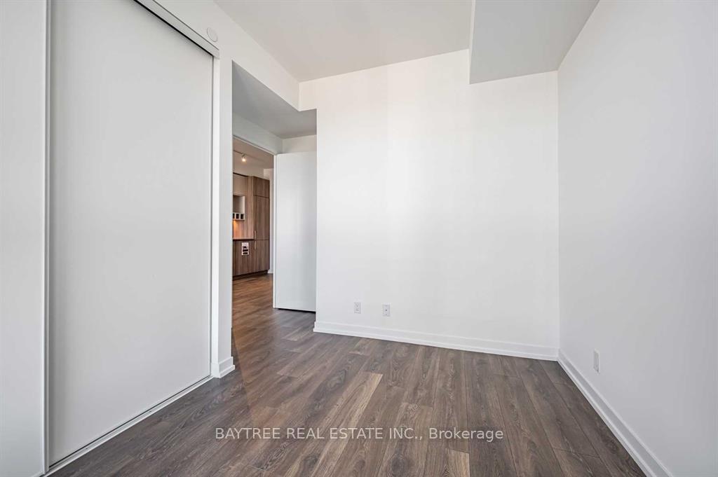 Photo 14 of Unit 3910, 950 Portage Parkway, Vaughan, Vaughan Corporate Centre — HOMEH