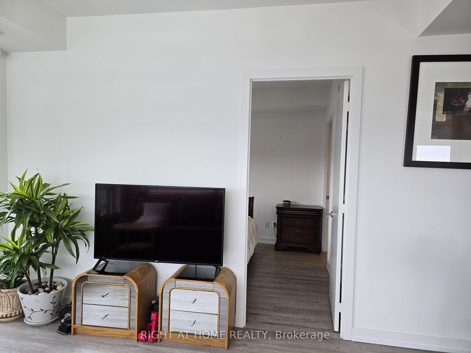 Photo 7 of Unit 1009, 1 Grandview Avenue, Markham, Grandview — HOMEH