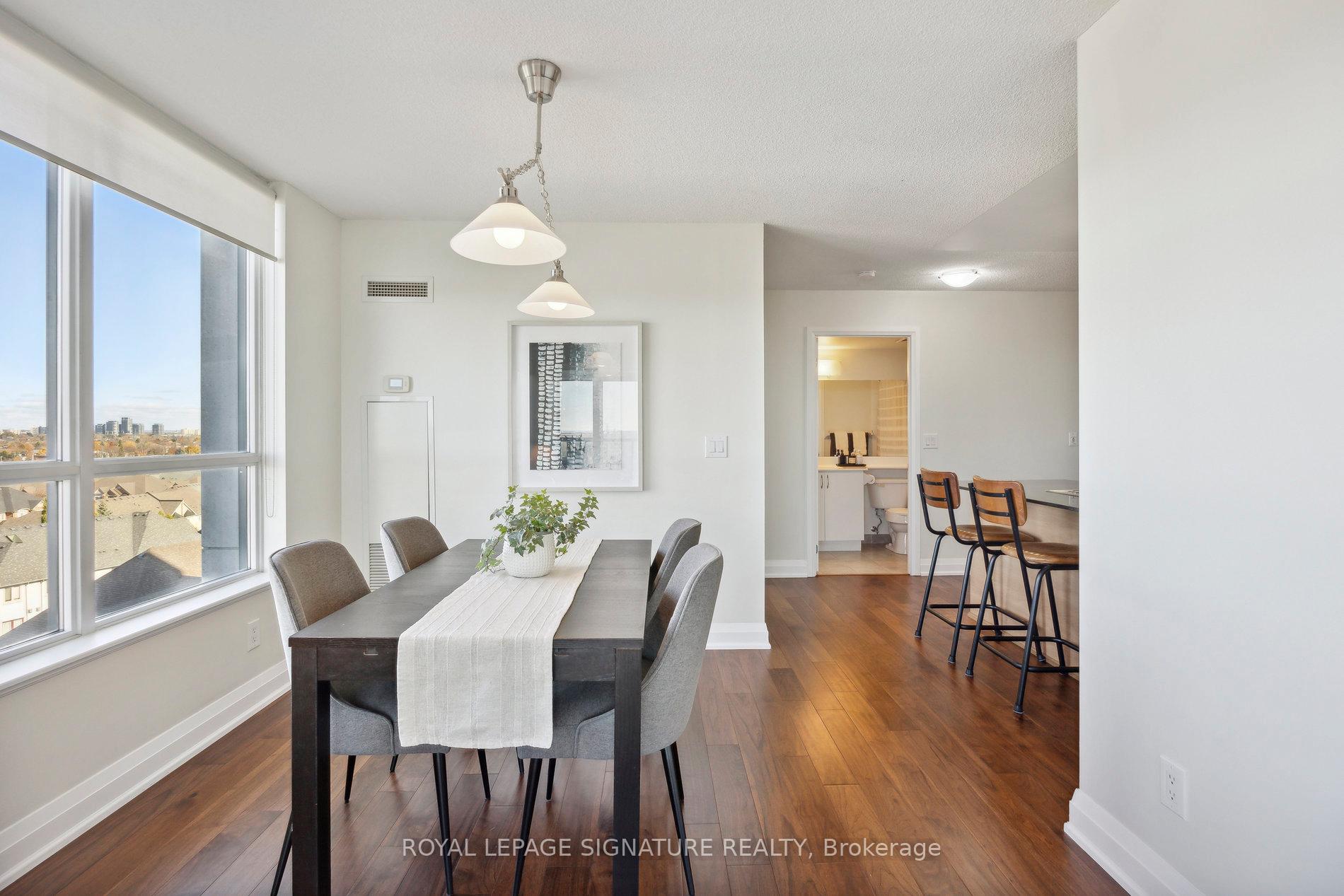 Photo 11 of Unit 811, 30 North Park Road, Vaughan, Beverley Glen — HOMEH