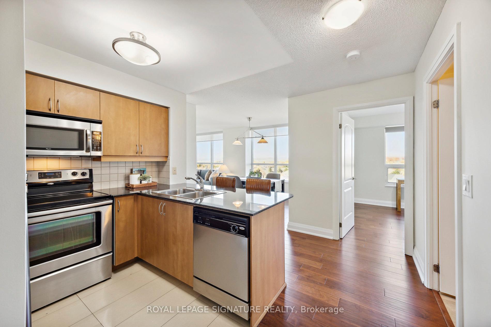 Photo 33 of Unit 811, 30 North Park Road, Vaughan, Beverley Glen — HOMEH