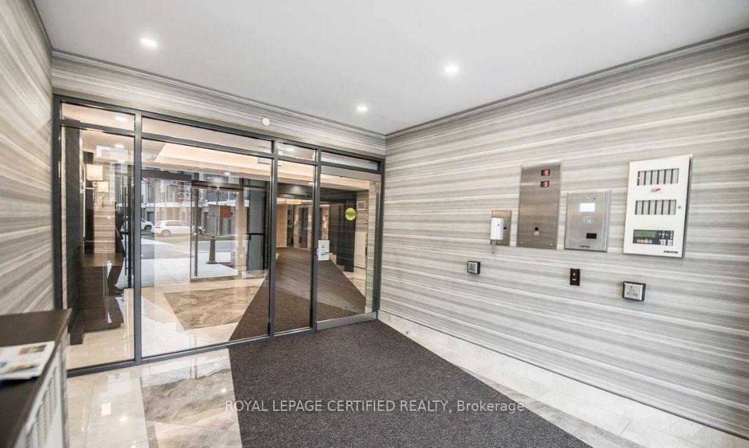 Photo 3 of Unit 412, 101 Shoreview Place, Hamilton, Stoney Creek — HOMEH