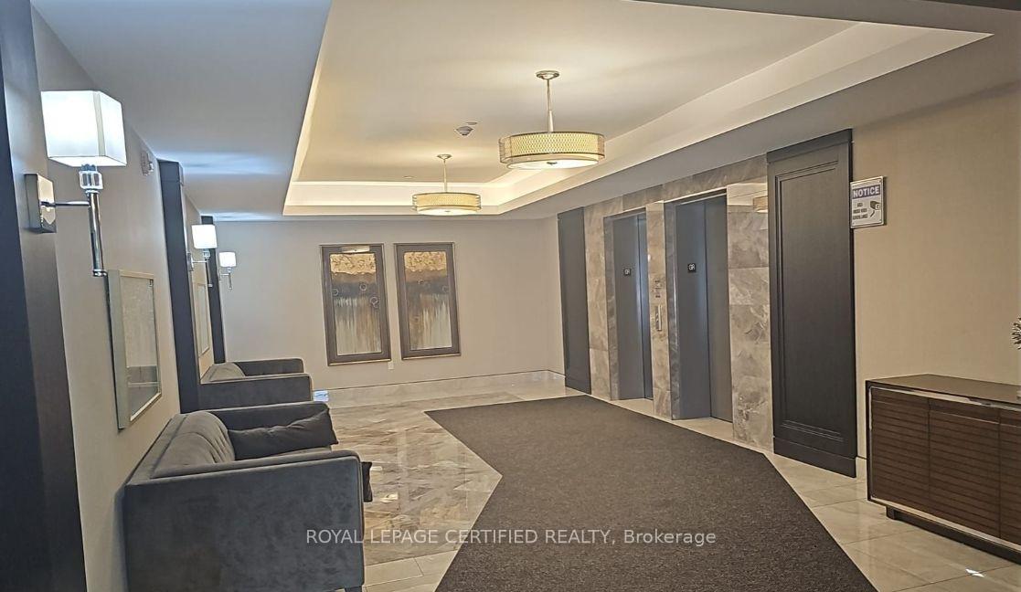 Photo 4 of Unit 412, 101 Shoreview Place, Hamilton, Stoney Creek — HOMEH