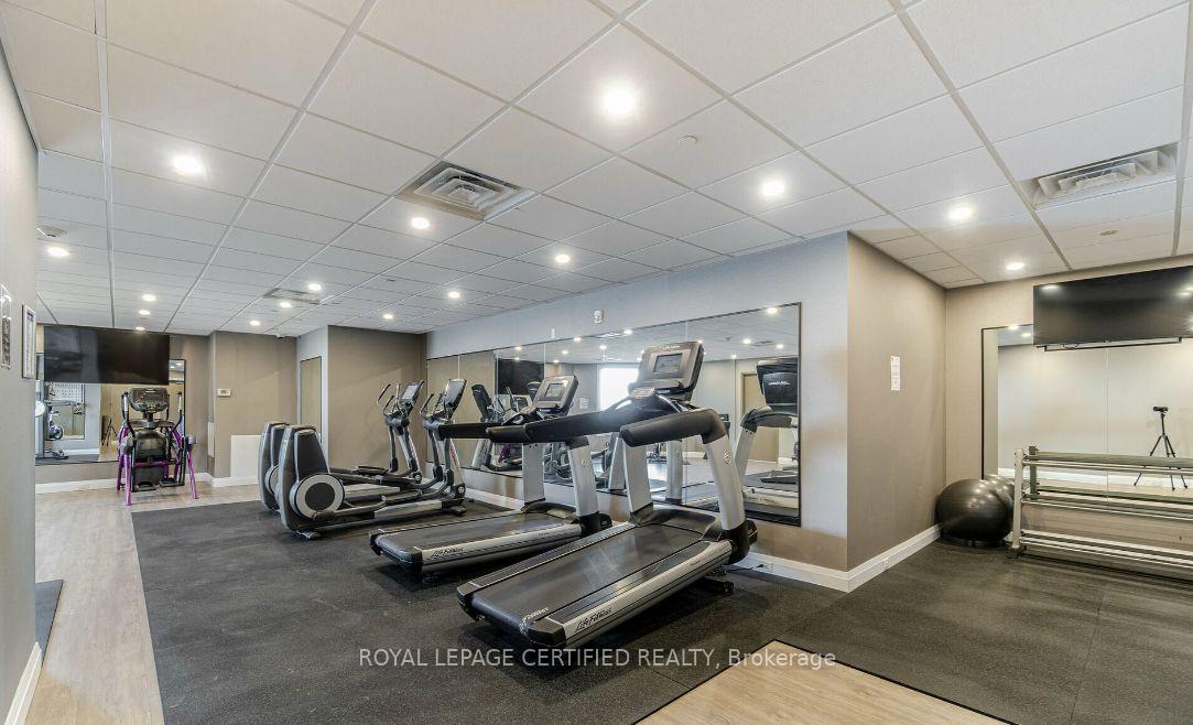 Photo 10 of Unit 412, 101 Shoreview Place, Hamilton, Stoney Creek — HOMEH