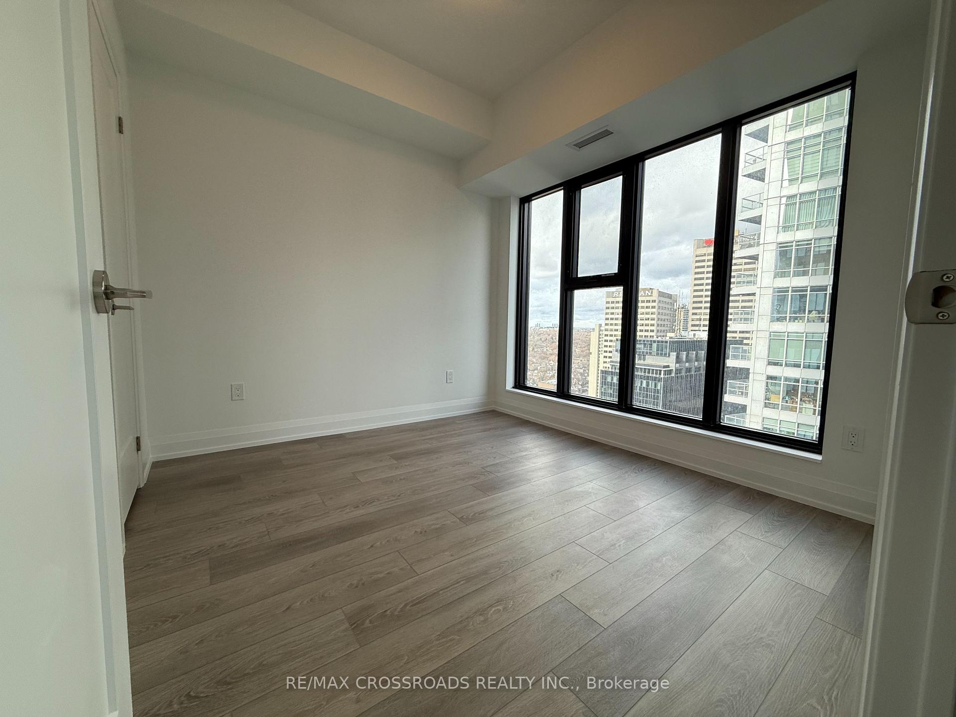 Photo 5 of Unit 2309, 20 Soudan Avenue, Toronto, Mount Pleasant West — HOMEH