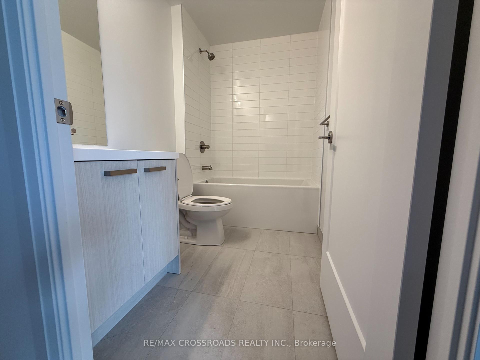 Photo 6 of Unit 2309, 20 Soudan Avenue, Toronto, Mount Pleasant West — HOMEH