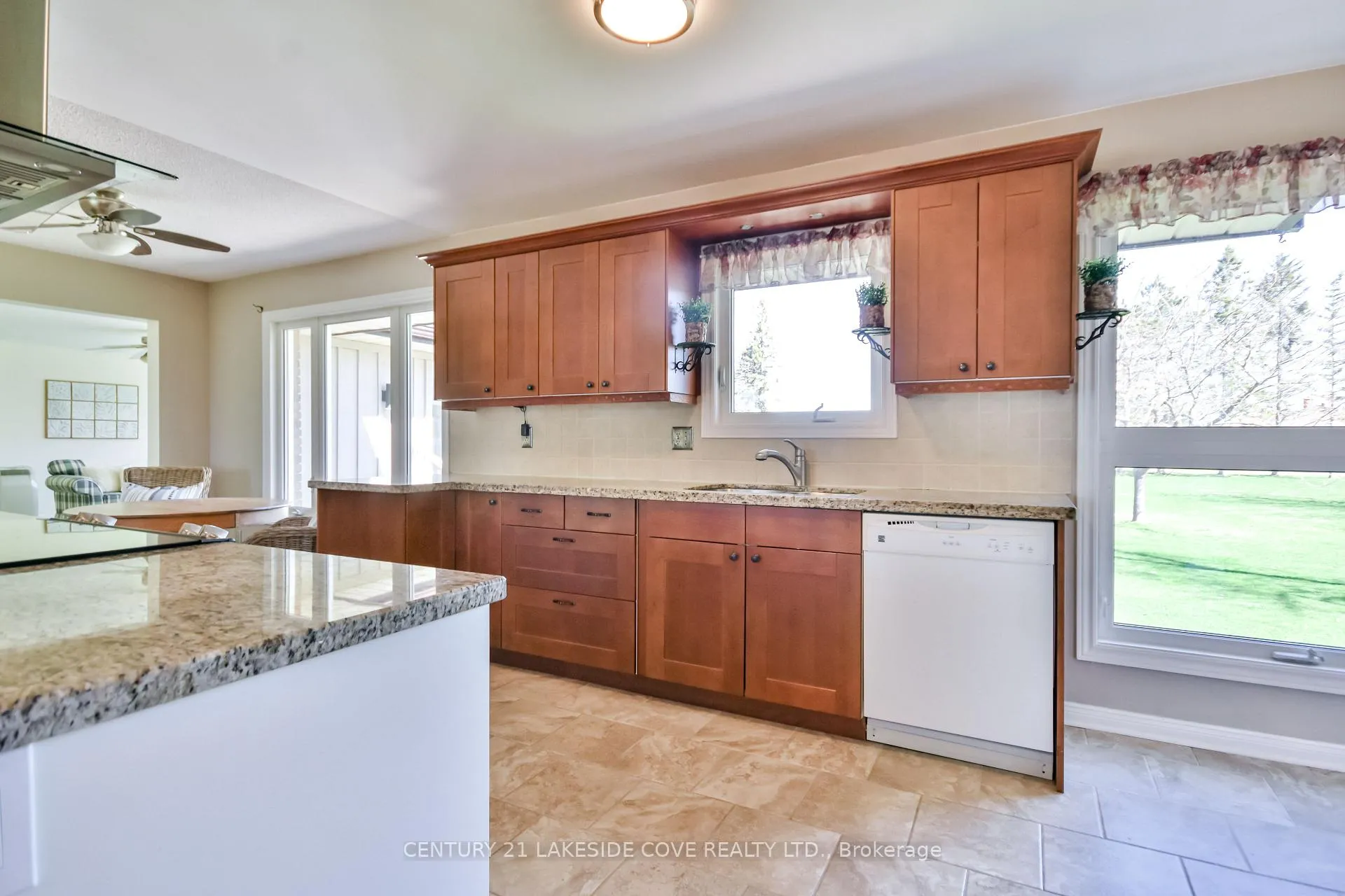 Photo 10 of 121 Bayshore Drive, Ramara, Rural Ramara — HOMEH