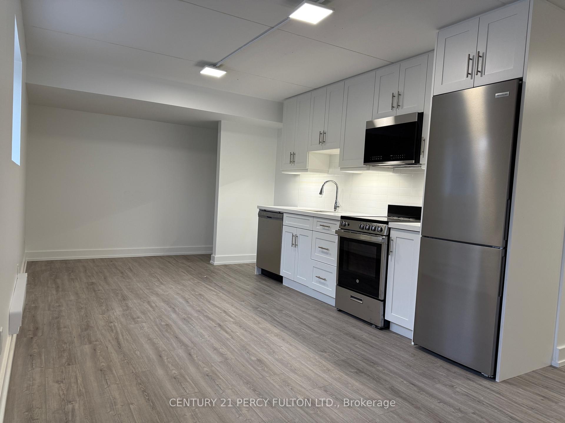 Photo 3 of Unit 102, 19 Regency Crescent, Whitby, Downtown Whitby — HOMEH