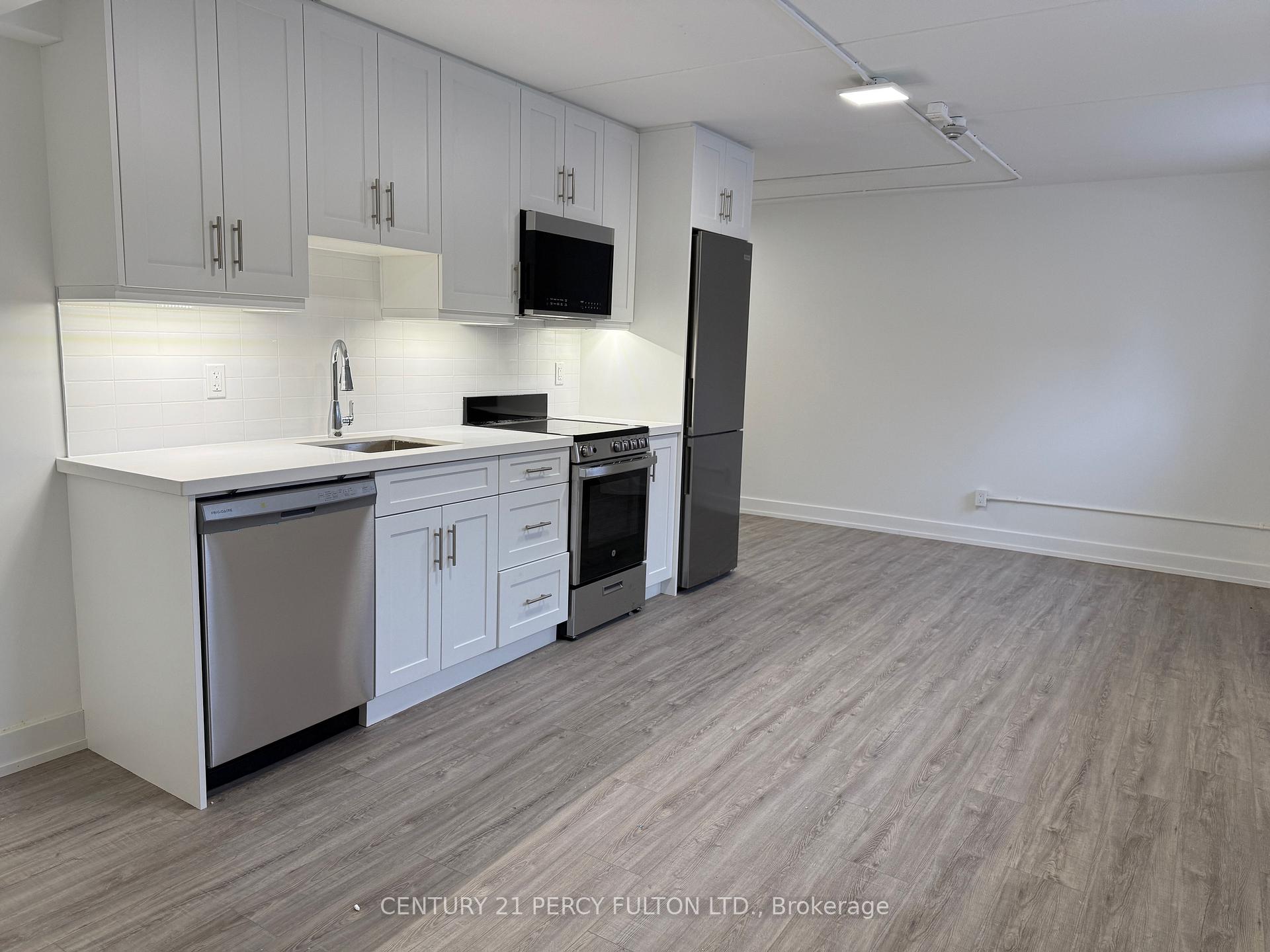 Photo 6 of Unit 102, 19 Regency Crescent, Whitby, Downtown Whitby — HOMEH