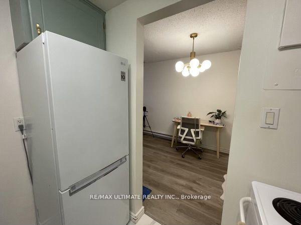 Photo 4 of Unit 207, 25 College Street E, Belleville, Belleville Ward — HOMEH
