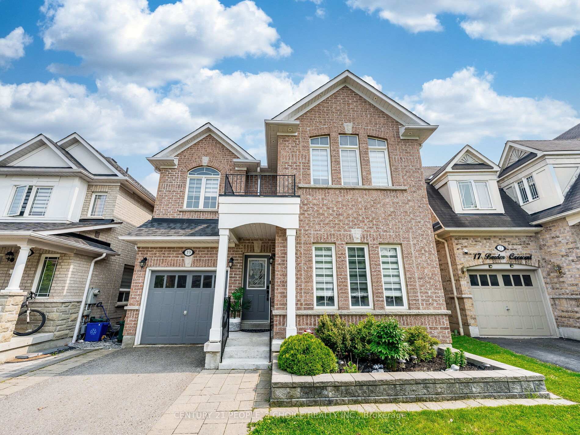 Photo 1 of 19 Barden Crescent, Ajax, Northeast Ajax — HOMEH
