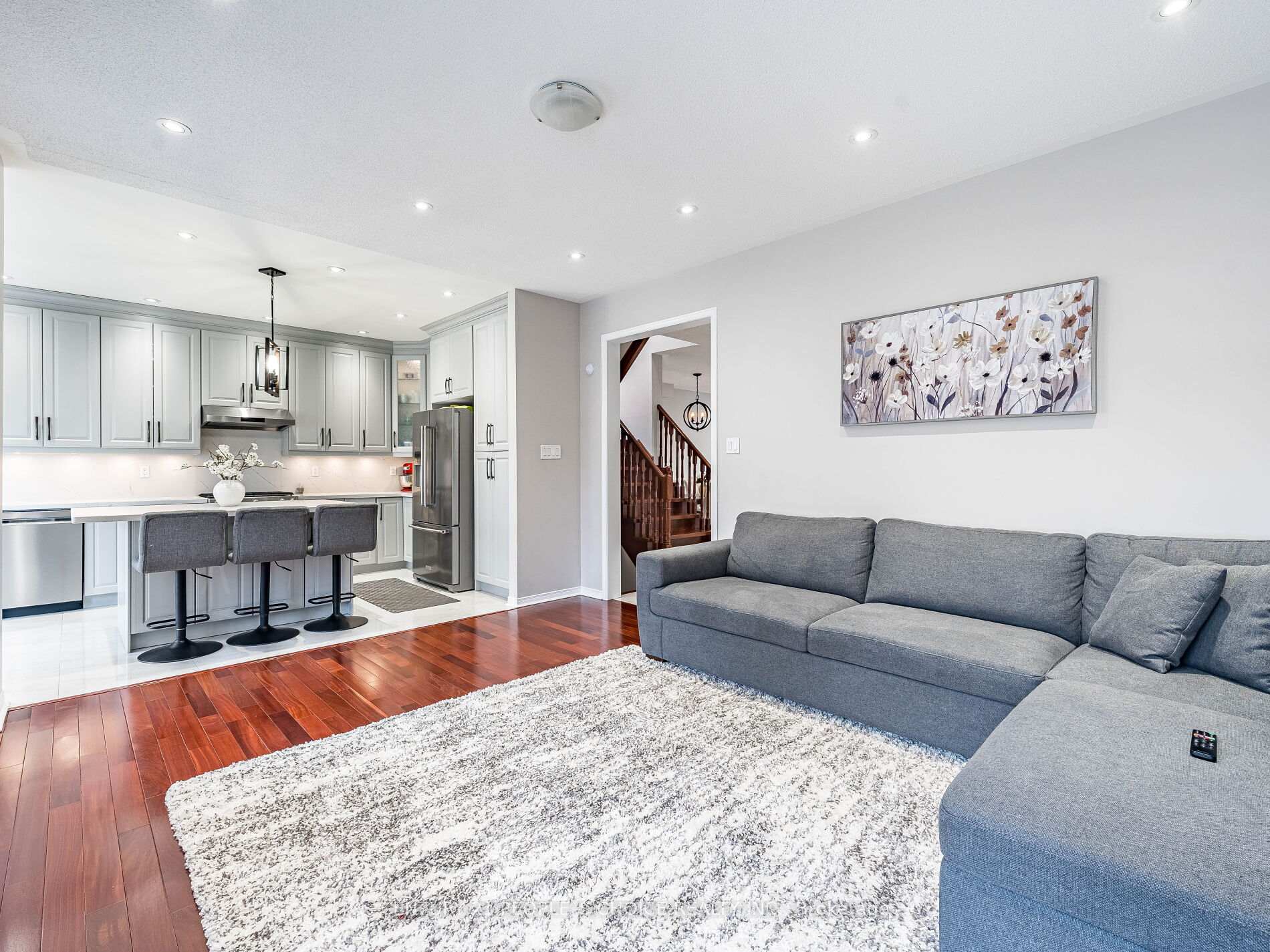 Photo 9 of 19 Barden Crescent, Ajax, Northeast Ajax — HOMEH