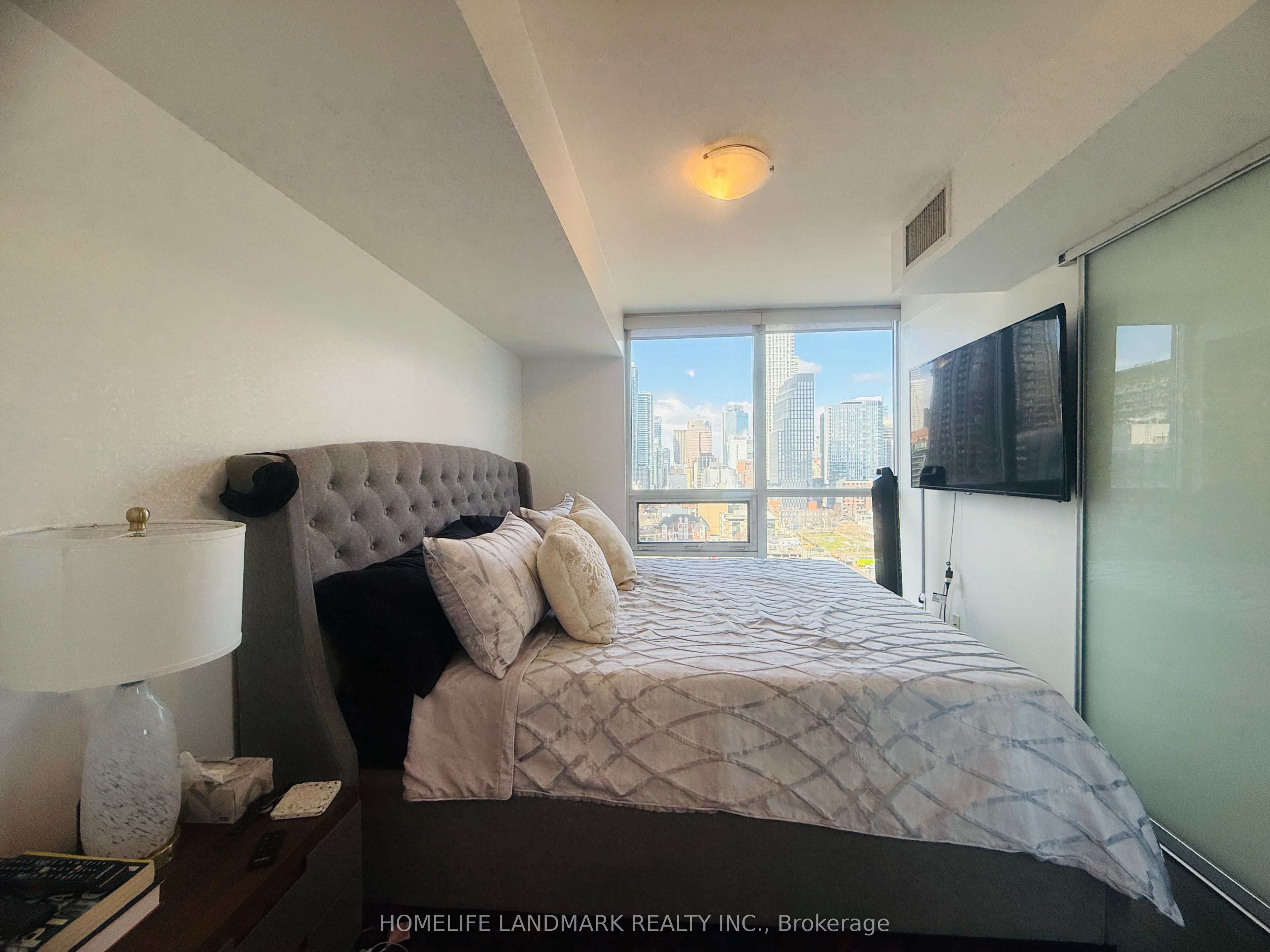 Photo 7 of Unit 1513, 320 Richmond Street E, Toronto, Moss Park — HOMEH