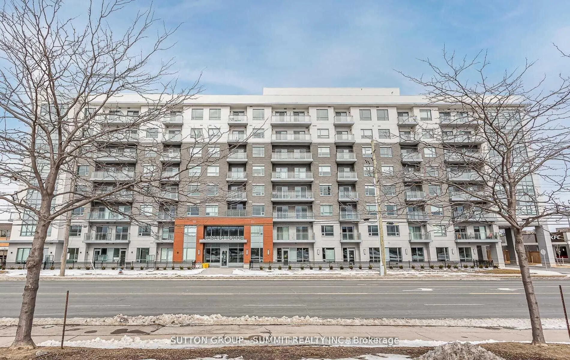 Front of Unit 614, 121 Hamilton Region R8 Road