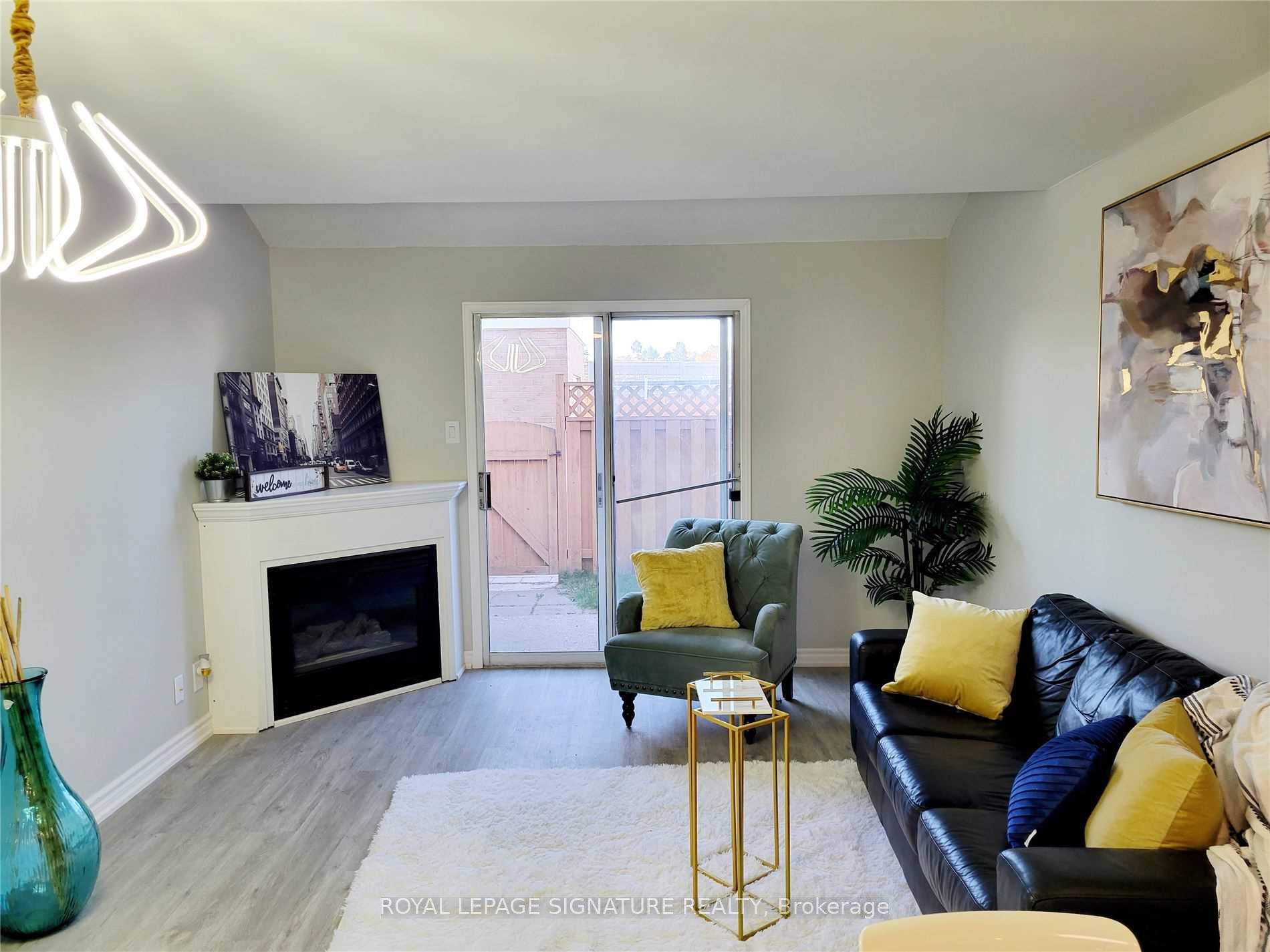 Front of Unit 34, 67 Valleyview Road