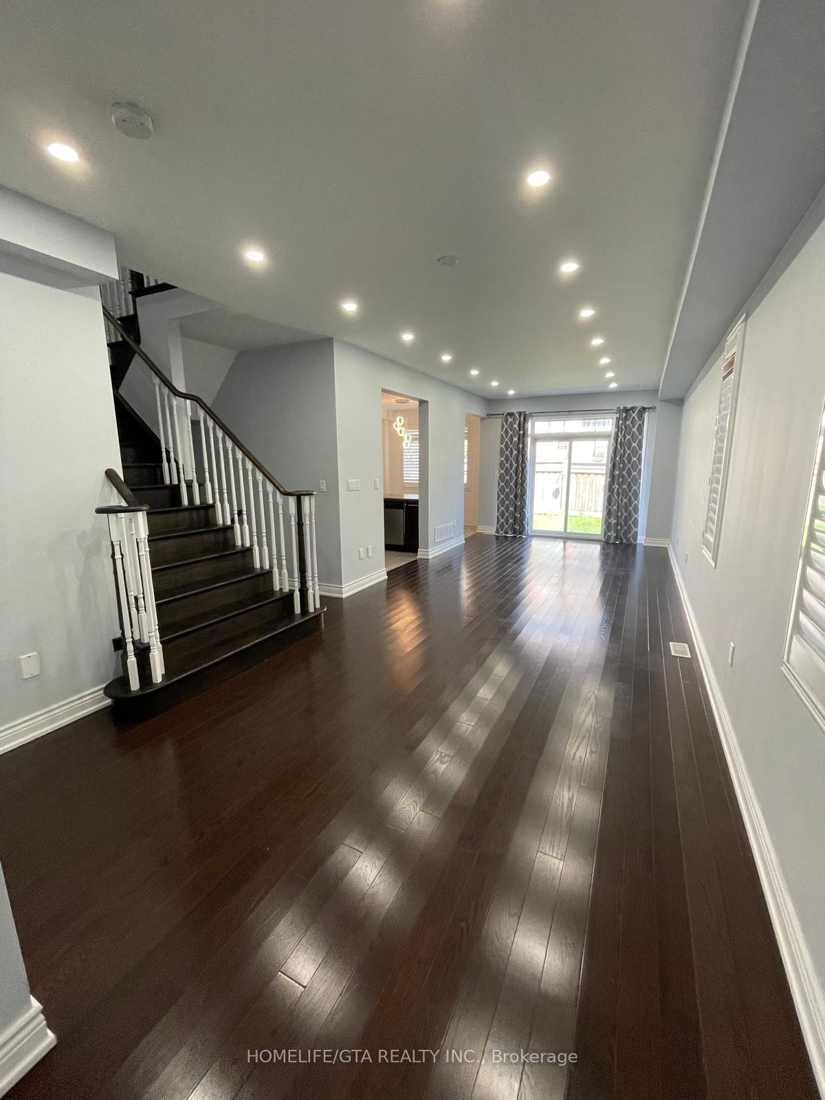 Photo 10 of 168 Angus Drive, Ajax, Central — HOMEH