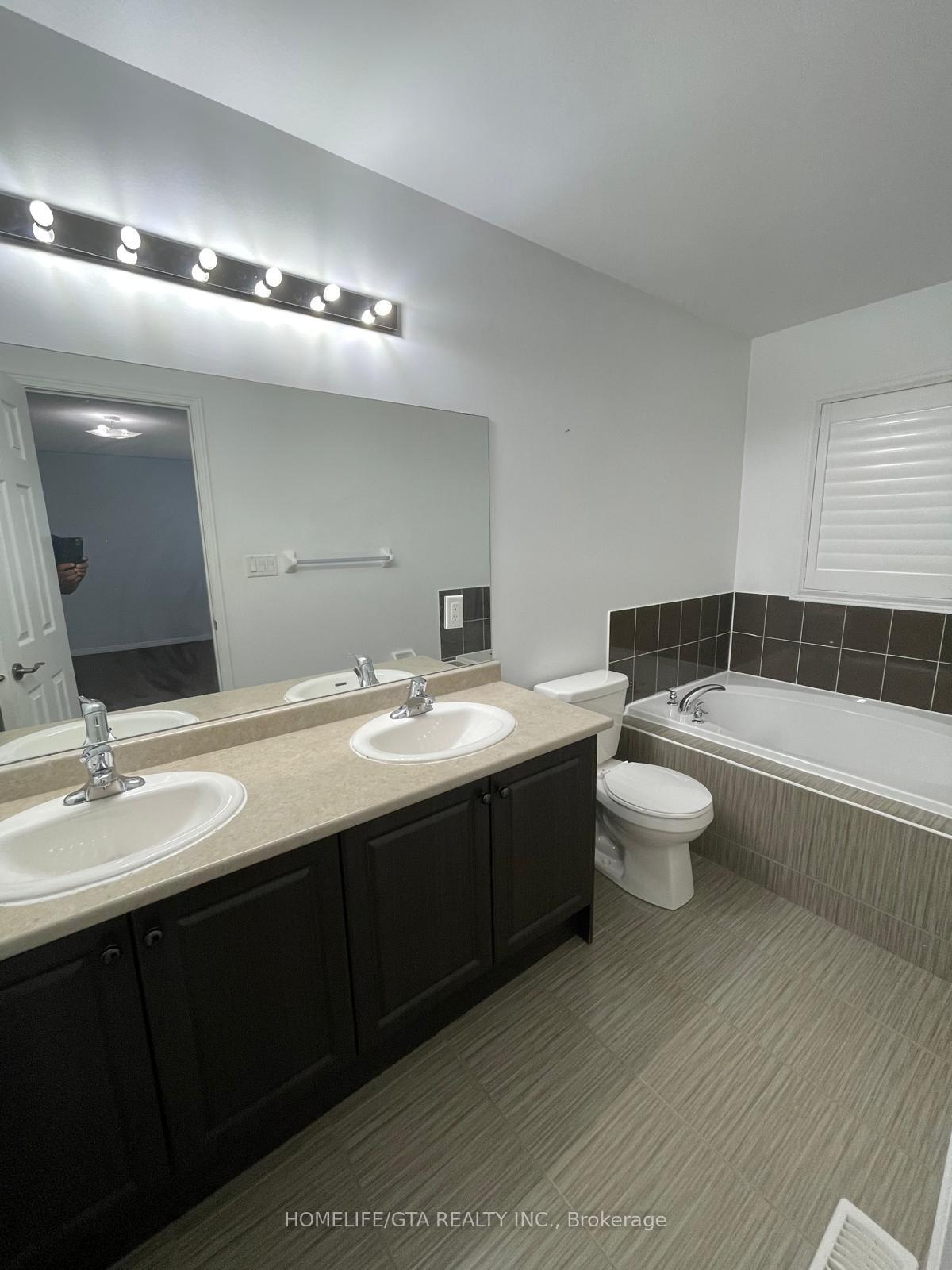 Photo 24 of 168 Angus Drive, Ajax, Central — HOMEH