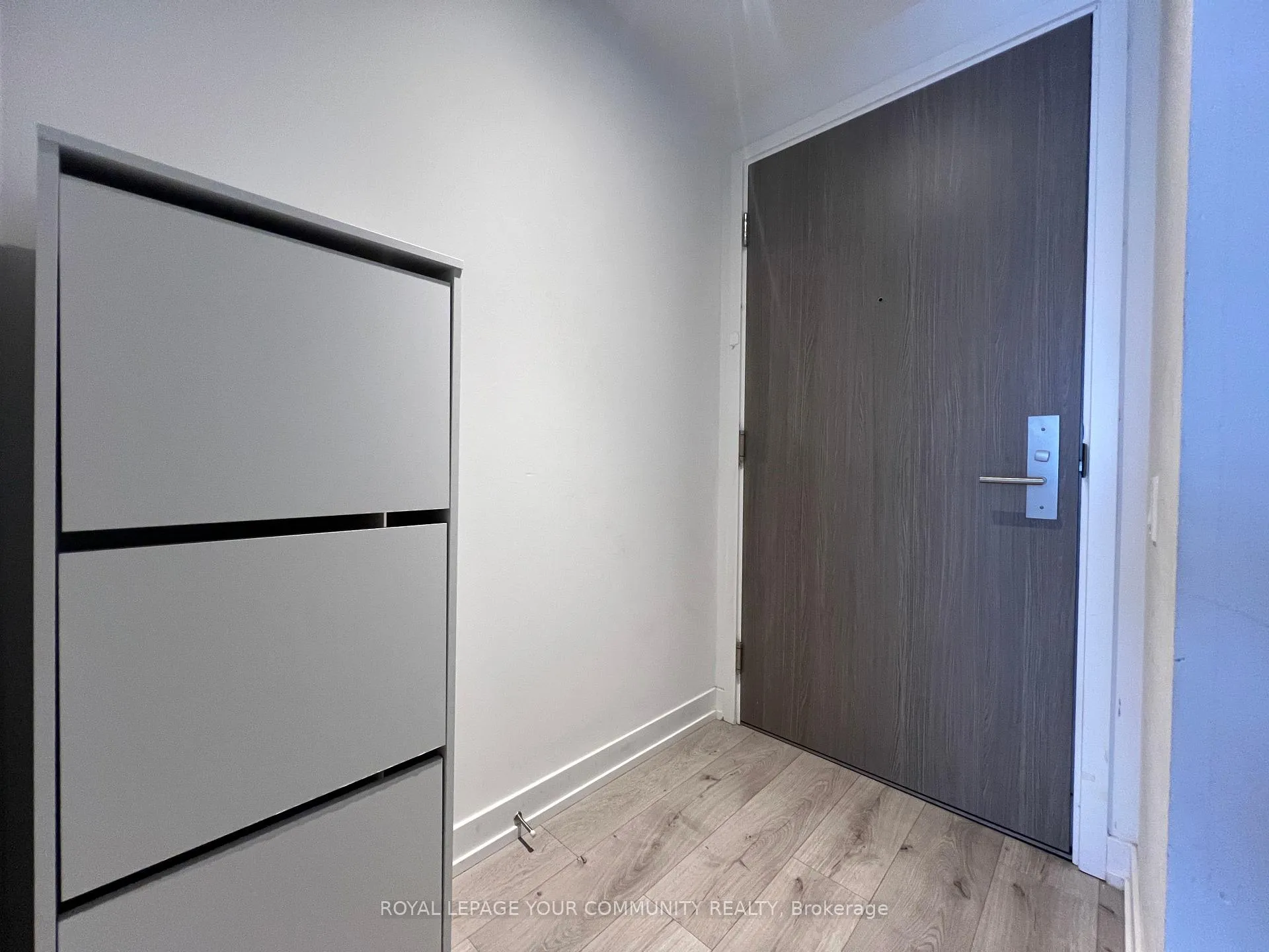 Photo 3 of Unit 2812, 161 Roehampton Avenue, Toronto, Mount Pleasant West — HOMEH