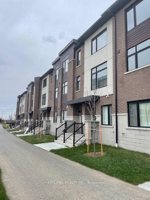 Photo 1 of Unit 908, 1695 Dersan Street, Pickering, Duffin Heights — HOMEH