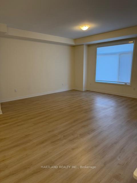Photo 4 of Unit 908, 1695 Dersan Street, Pickering, Duffin Heights — HOMEH
