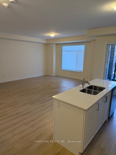 Photo 5 of Unit 908, 1695 Dersan Street, Pickering, Duffin Heights — HOMEH
