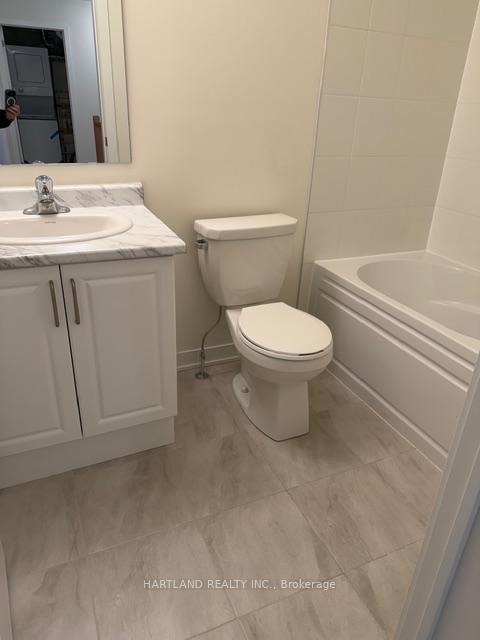 Photo 9 of Unit 908, 1695 Dersan Street, Pickering, Duffin Heights — HOMEH