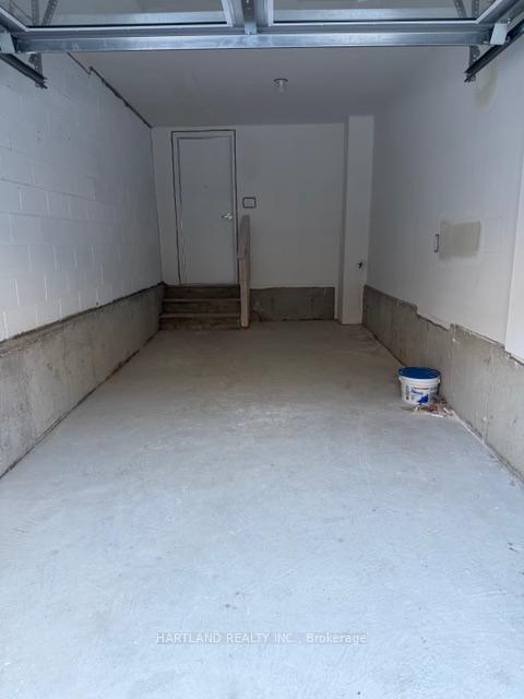 Photo 12 of Unit 908, 1695 Dersan Street, Pickering, Duffin Heights — HOMEH