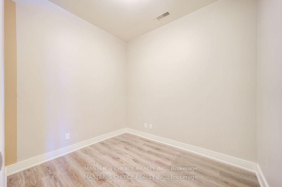 Photo 4 of Unit 906, 150 Main Street W, Hamilton, Central — HOMEH