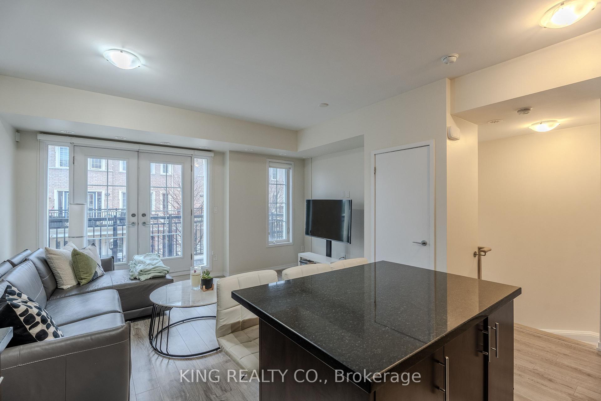 Photo 5 of Unit A20, 26 Bruce Street, Vaughan, East Woodbridge — HOMEH