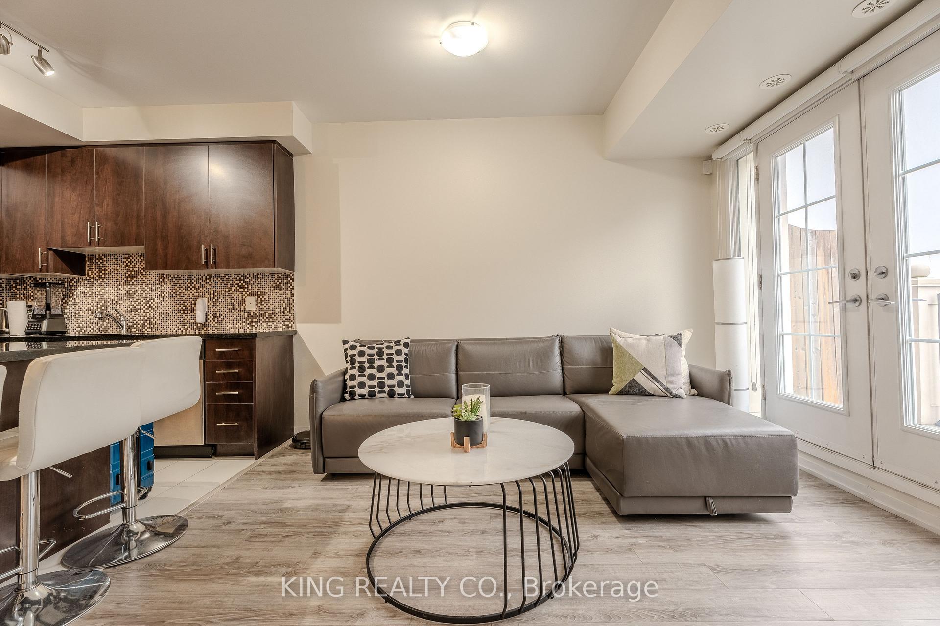 Photo 12 of Unit A20, 26 Bruce Street, Vaughan, East Woodbridge — HOMEH
