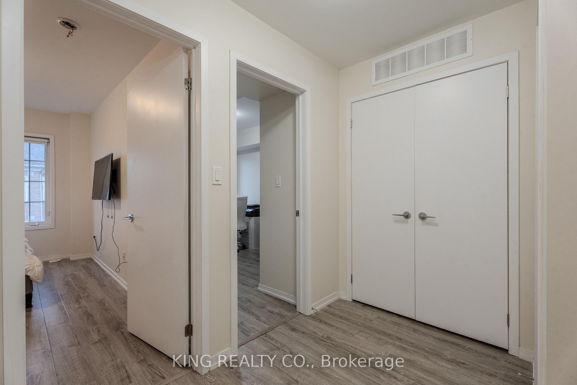 Photo 23 of Unit A20, 26 Bruce Street, Vaughan, East Woodbridge — HOMEH