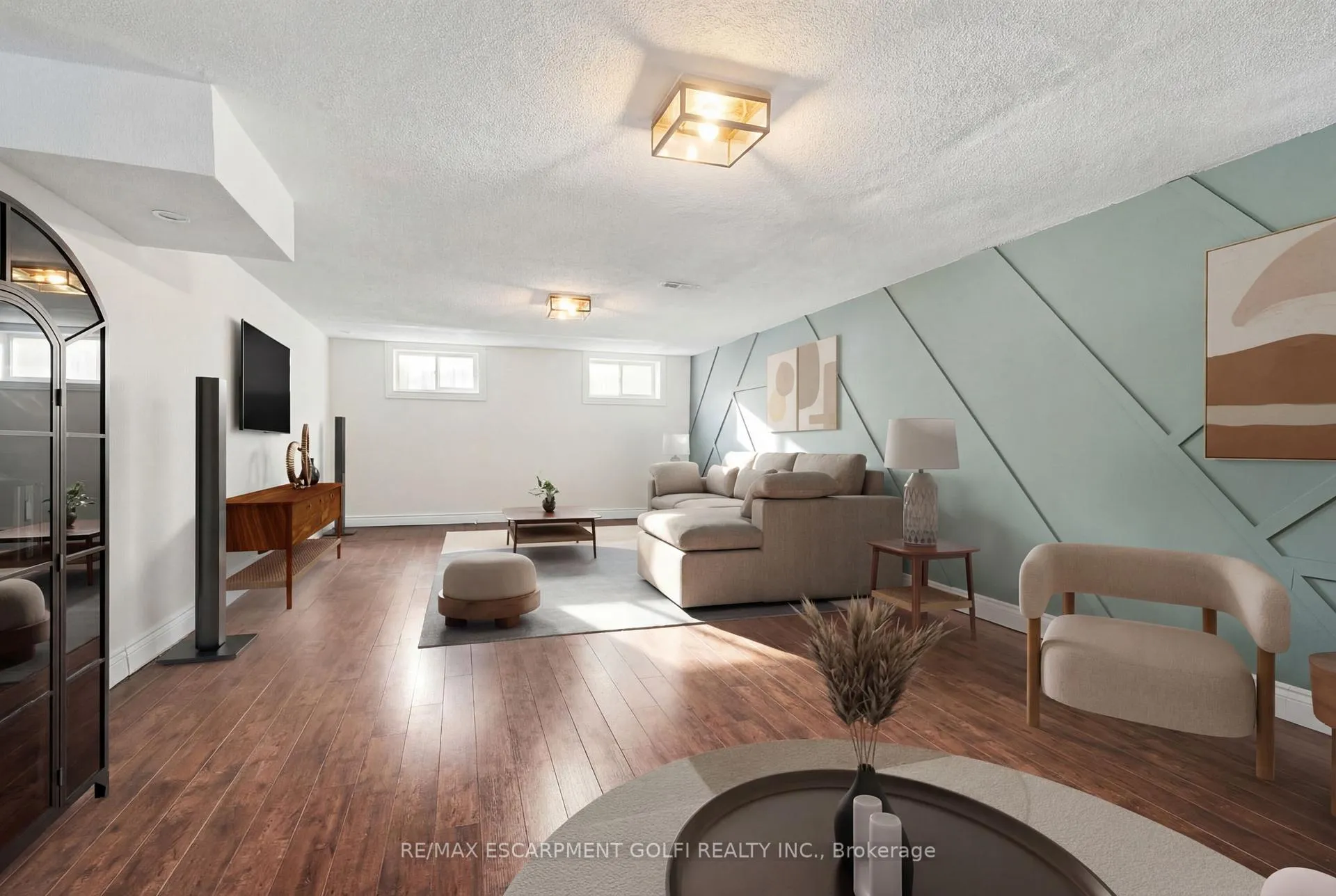 Photo 25 of 211 Rosedale Avenue, Hamilton, Rosedale — HOMEH