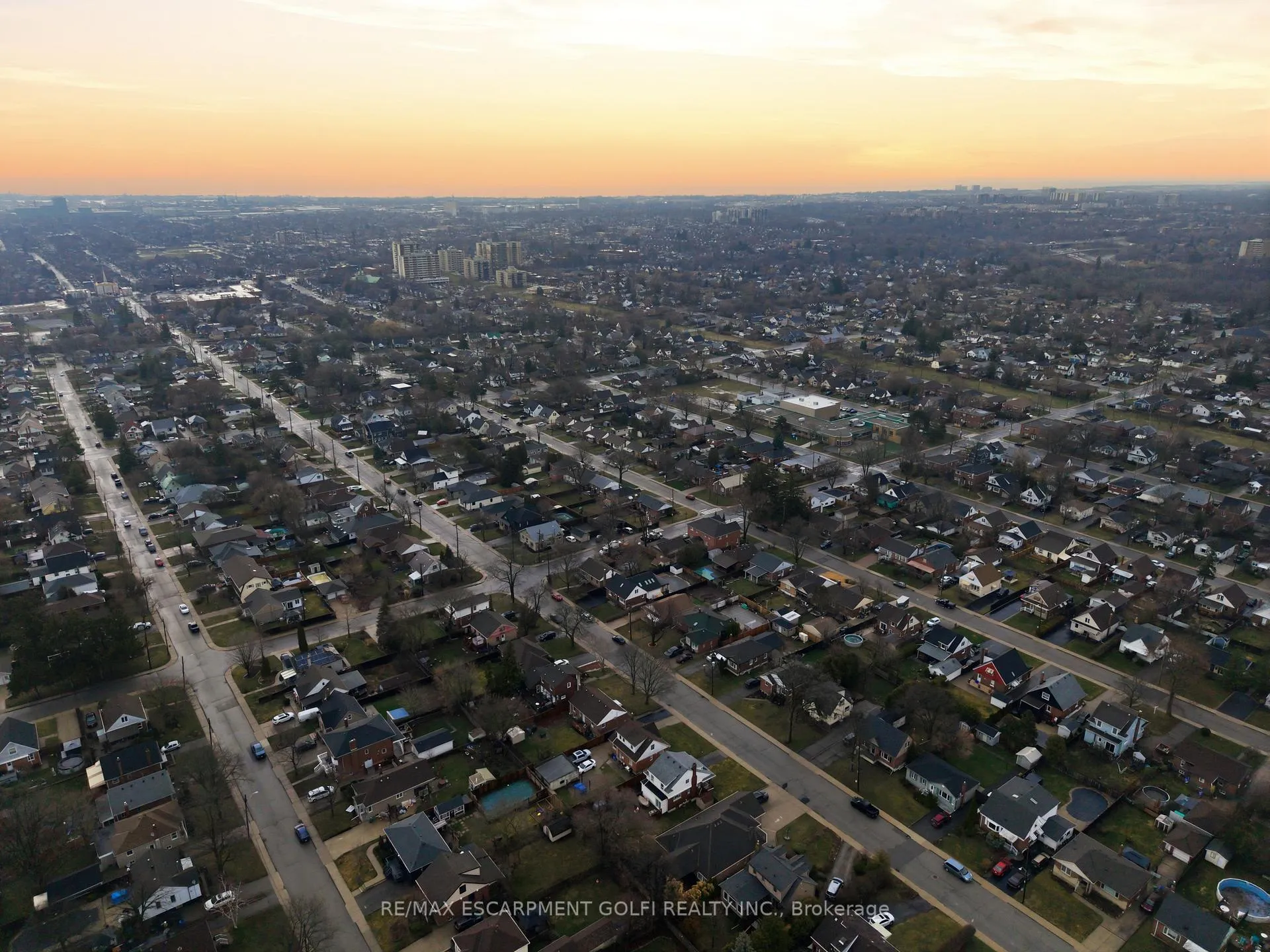 Photo 35 of 211 Rosedale Avenue, Hamilton, Rosedale — HOMEH