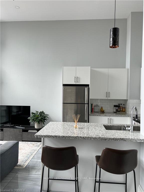 Photo 6 of Unit LPH11, 112 King Street, Hamilton, Beasley — HOMEH