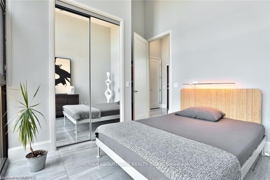 Photo 13 of Unit LPH11, 112 King Street, Hamilton, Beasley — HOMEH