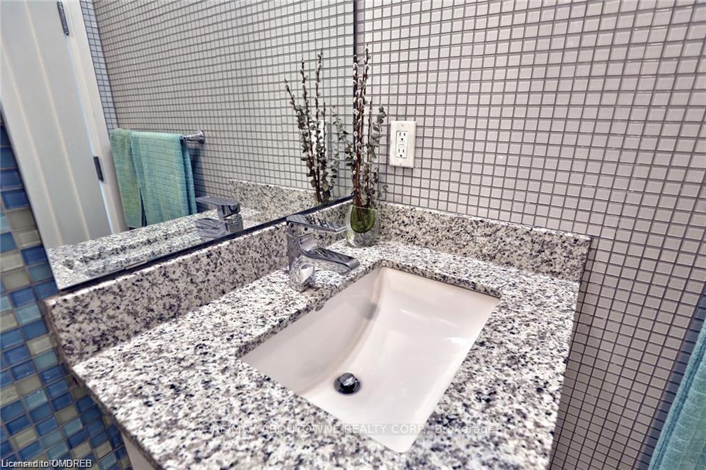 Photo 17 of Unit LPH11, 112 King Street, Hamilton, Beasley — HOMEH