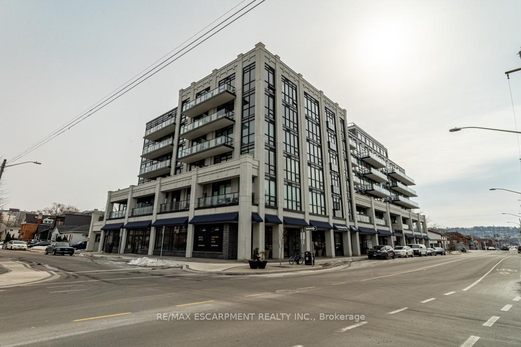 Front of Unit 505, 101 Locke Street S
